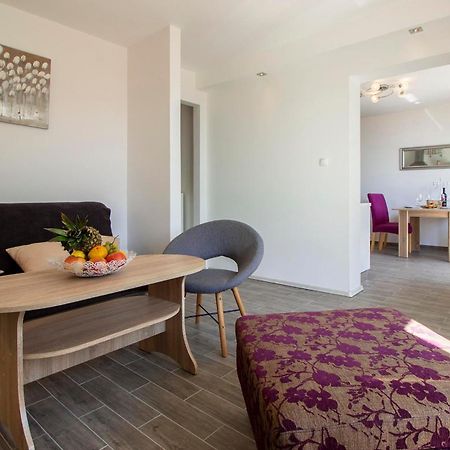 Hill Apartment With Private Pool Kučine Eksteriør bilde